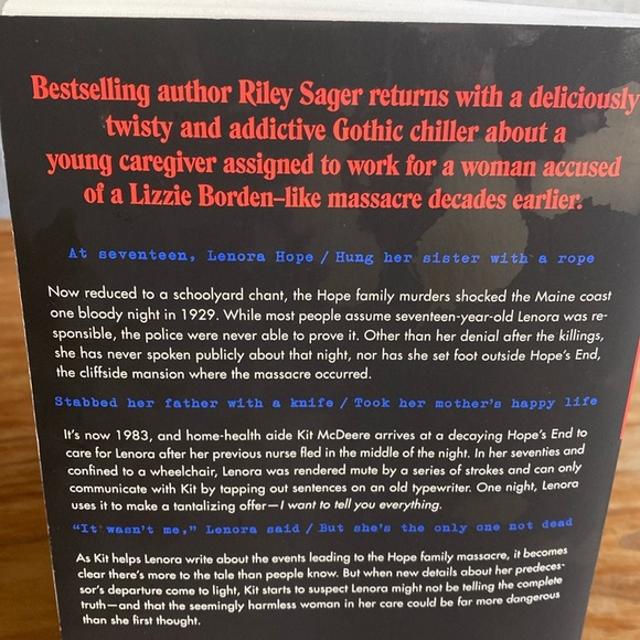 Softcover “The Only One Left” a Novel by Riley Sager - Picture 3 of 6